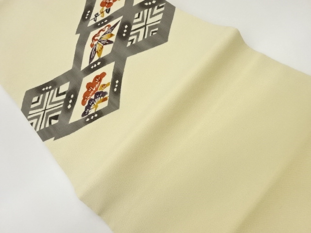 縮緬地菱に松竹梅模様名古屋帯